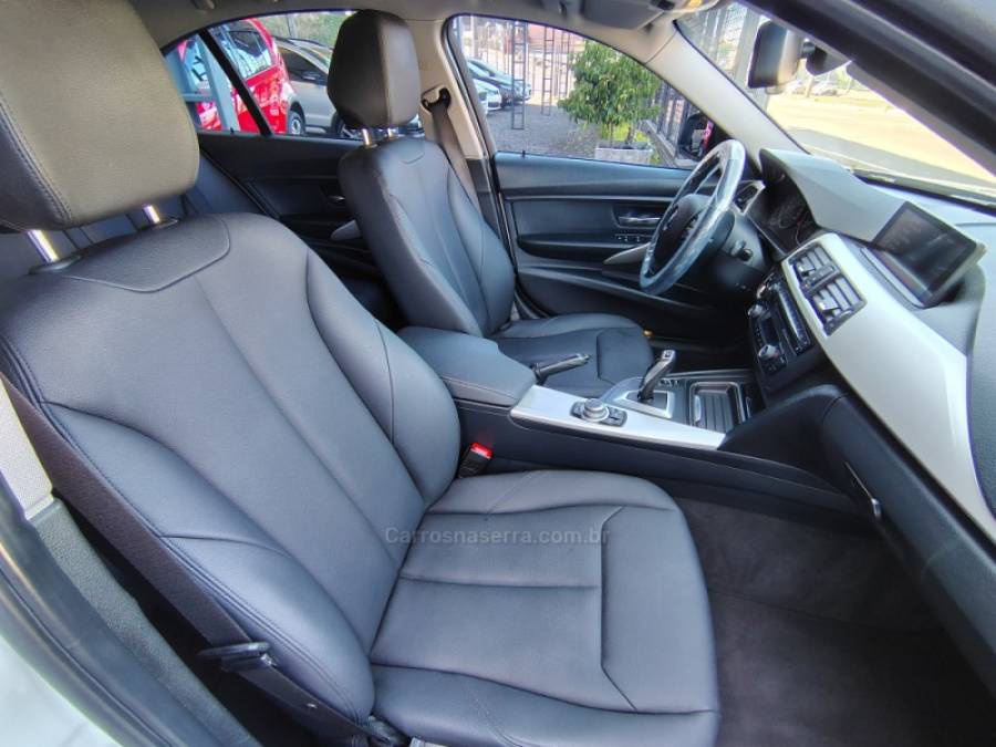 BMW - 320I - 2013/2014 - Branca - R$ 92.500,00