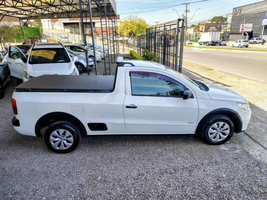 VOLKSWAGEN - SAVEIRO - 2012/2013 - Branca - R$ 42.900,00