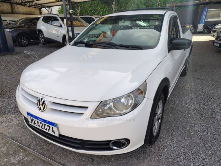 VOLKSWAGEN - SAVEIRO - 2012/2013 - Branca - R$ 42.900,00