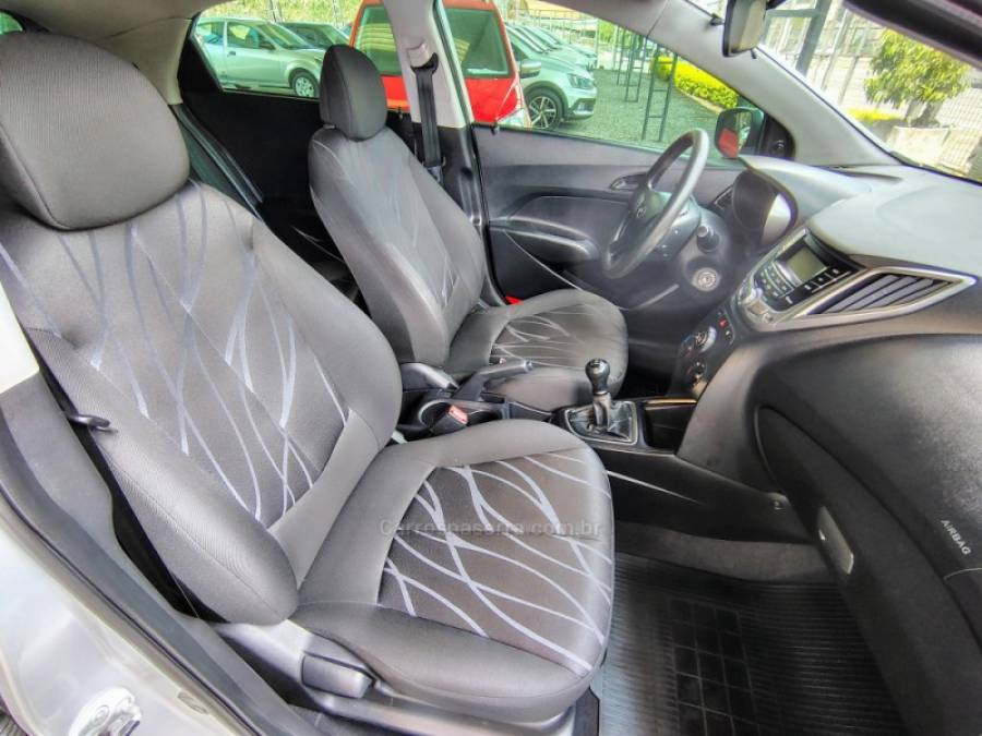 HYUNDAI - HB20 - 2014/2014 - Prata - R$ 42.000,00