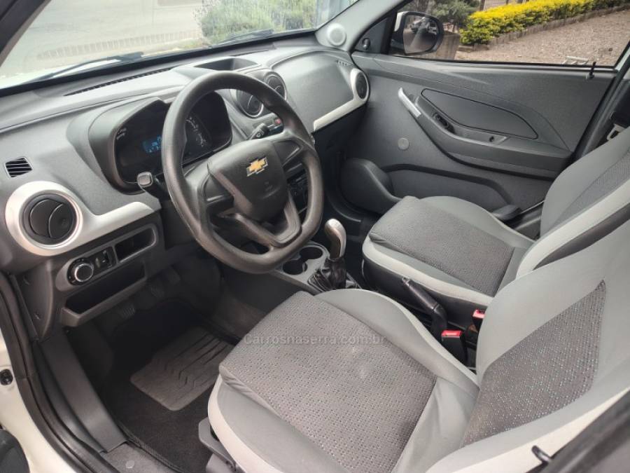 CHEVROLET - MONTANA - 2015/2016 - Branca - R$ 47.800,00