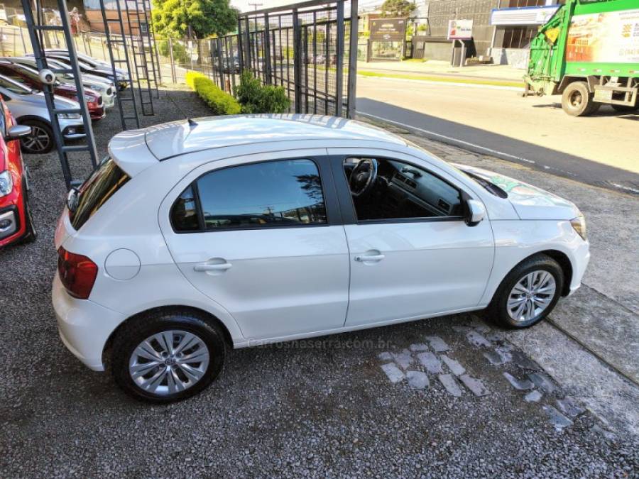VOLKSWAGEN - GOL - 2019/2020 - Branca - R$ 49.900,00