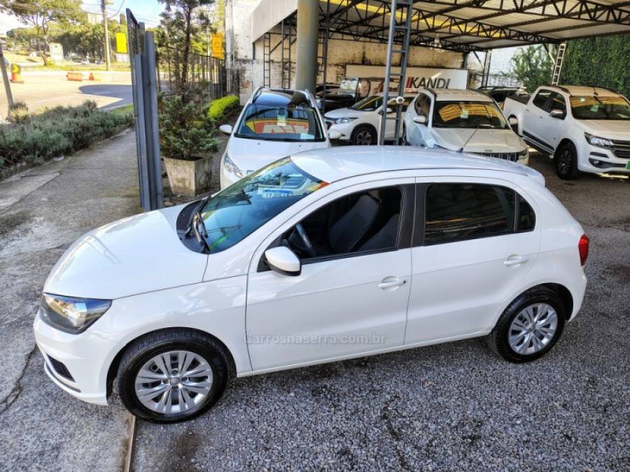 VOLKSWAGEN - GOL - 2019/2020 - Branca - R$ 49.900,00