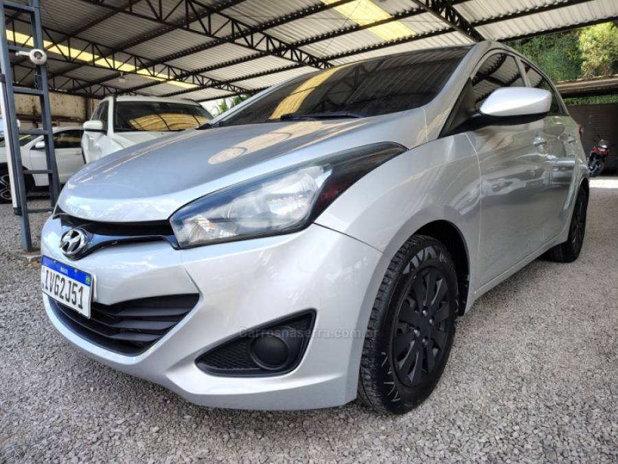 HYUNDAI - HB20 - 2014/2014 - Prata - R$ 42.000,00
