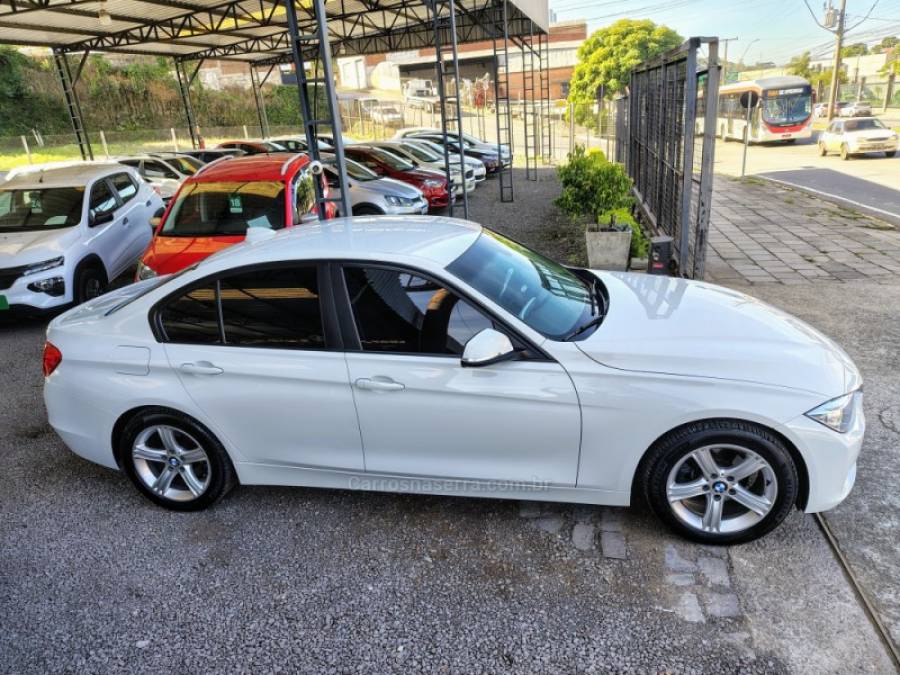 BMW - 320I - 2013/2014 - Branca - R$ 92.500,00