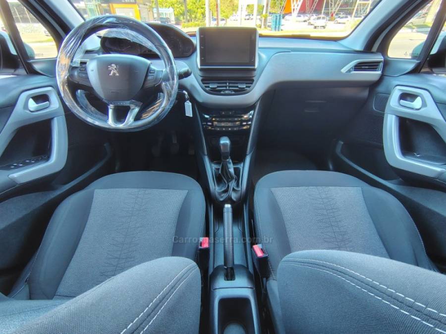 PEUGEOT - 208 - 2018/2018 - Branca - R$ 52.000,00